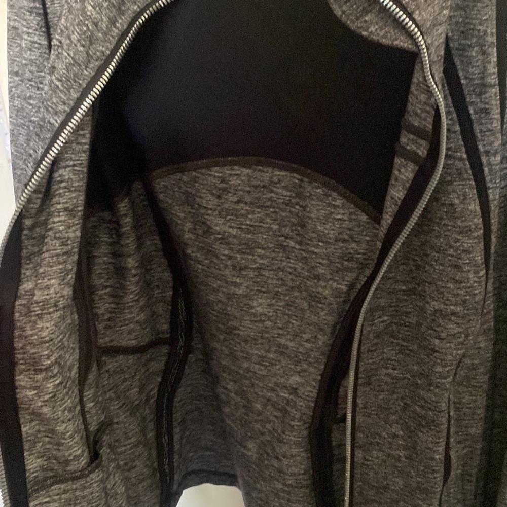 Lululemon Define Jacket - Picture 3 of 4